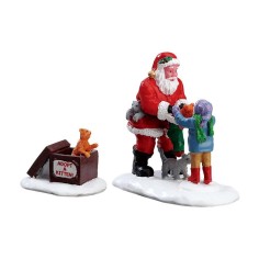 Santa And Kittens