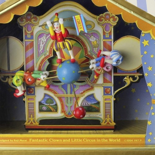 Dancing Musical Clowns Equilibristes