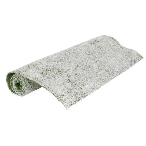 Lawn mat green with snow Luville