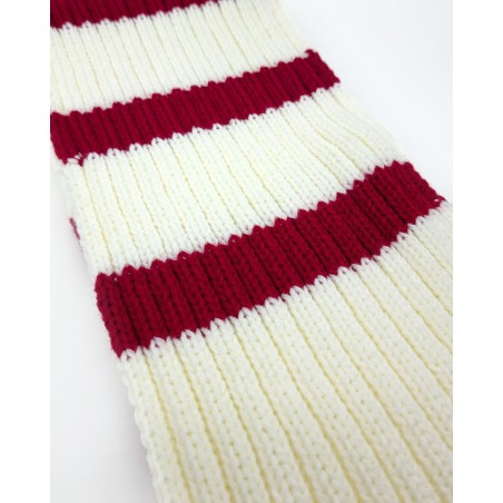 Scarf - White w. red stripes